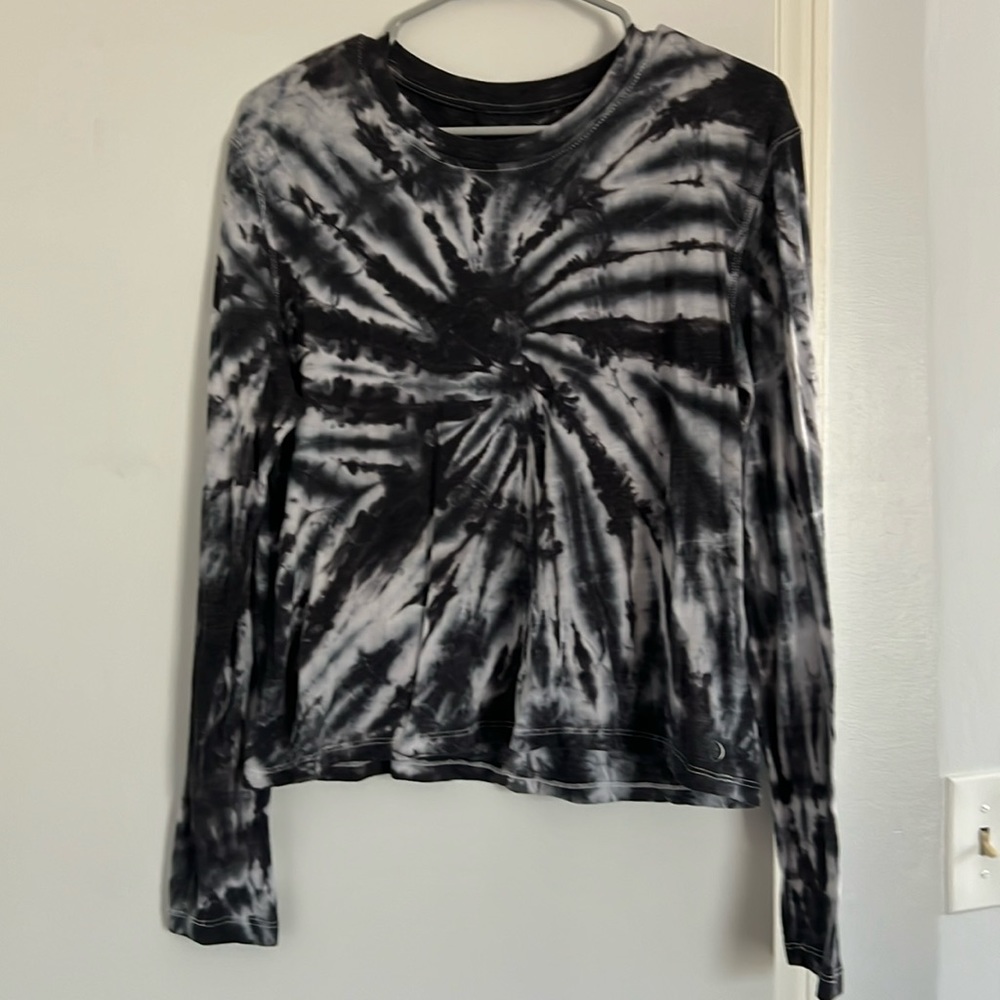 Sage Black and White Tie-Dye Long Sleeve Tee